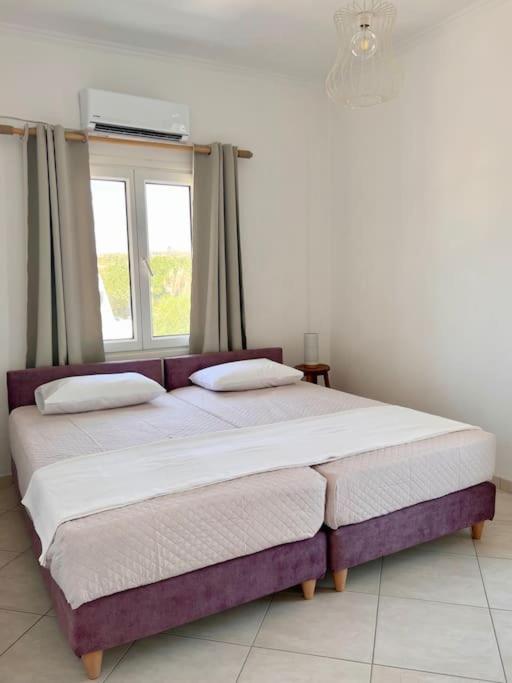 Theasis Apartments Adamantas  Ngoại thất bức ảnh